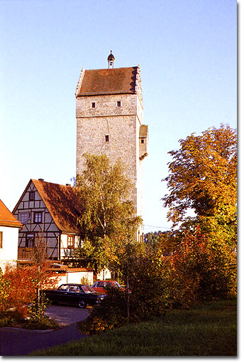 Das Obere Tor (hoher Turm)